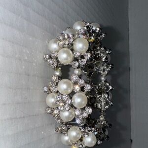 Silver and Pearl Floral Bracelet